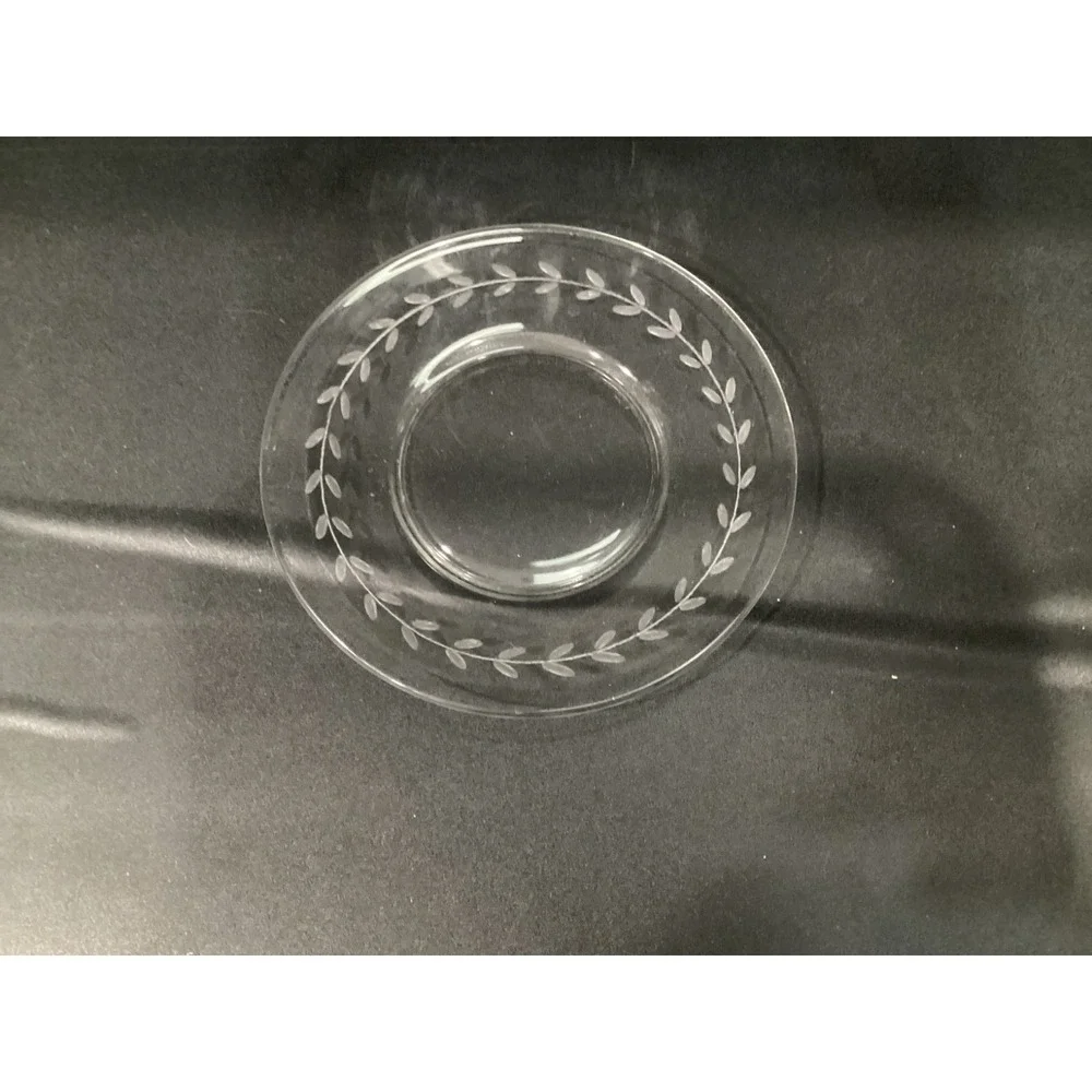 Anchor Hocking Laurel Leaf Clear Glass Luncheon Salad Plates Set Of 4 Vintage 8